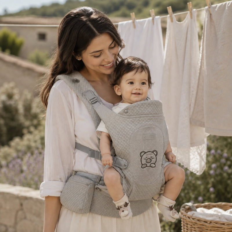Porte-bébé avec ceinture de maintien